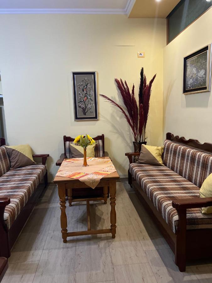 Comfy Apartament Apartment Vlore Luaran gambar
